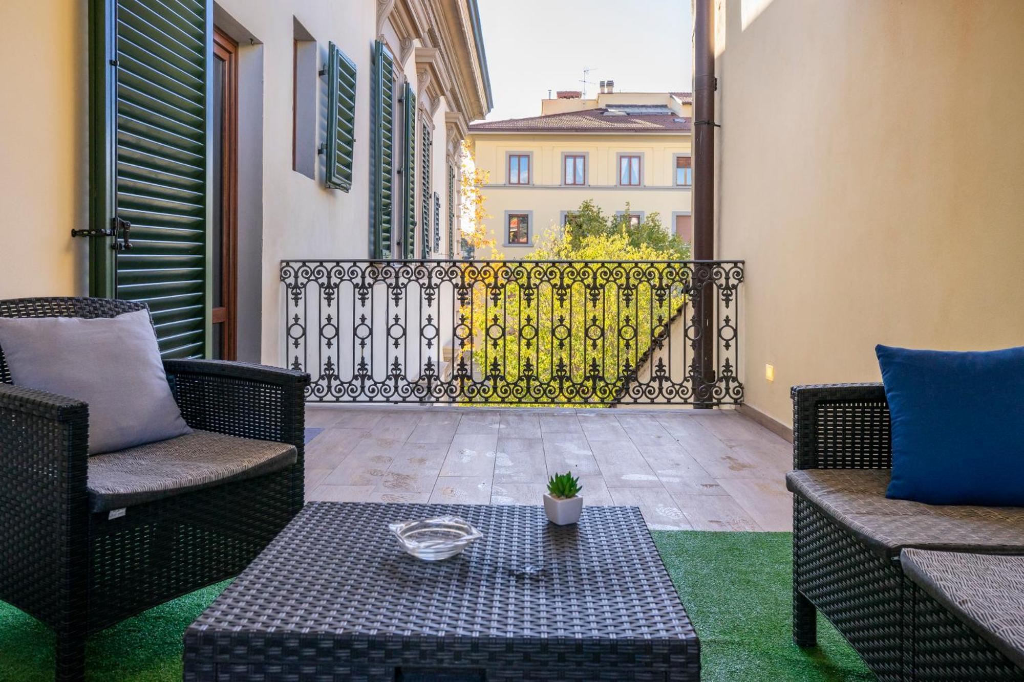 "Le Cure Home" Appartamento Con 2 Camere Matrimoniali, Terrazzo 佛罗伦萨 外观 照片